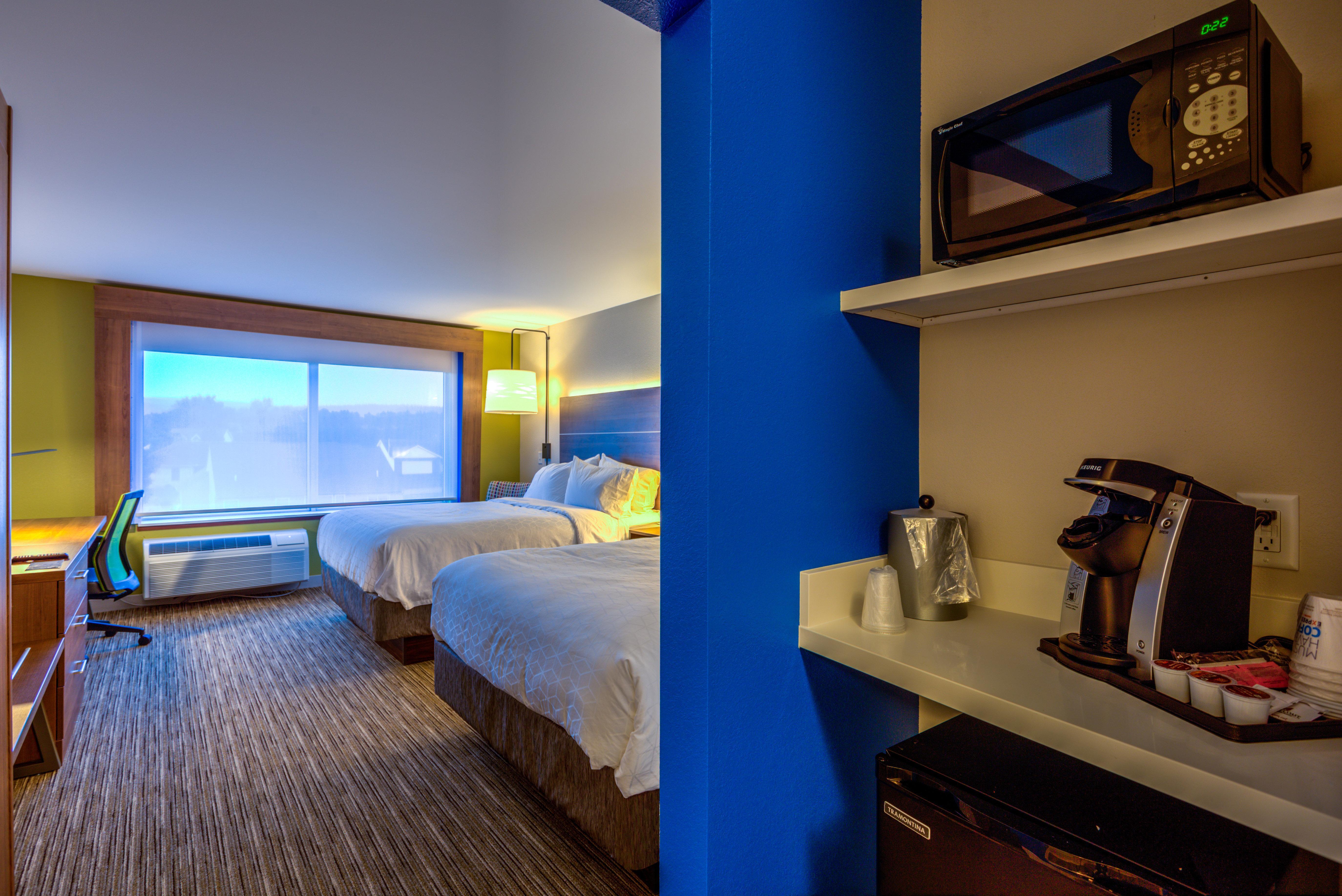 Holiday Inn Express & Suites Reedsville - State Coll Area, An Ihg Hotel Dış mekan fotoğraf